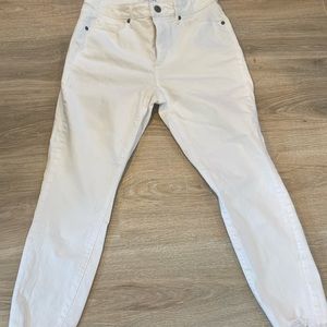LOFT White Chewed Hem Ankle Jeans